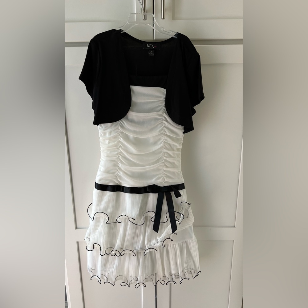 Black and white Dress with faux cardigan by BCX size 16 - Picture 1 of 8